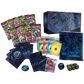 Inhalt der Pokémon Mega-Entwicklung: Fatale Flammen Top-Trainer-Box – mehrere Boosterpacks, Energiekarten, Kartenhüllen, Würfel, Statusmarker, Spielanleitung, Promokarte und Aufbewahrungsbox in Charizard-Design